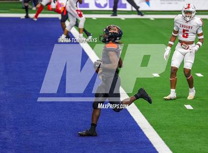 Thumbnail 1 in Aledo vs. Crosby (UIL Class 5A Division II Final) photogallery.