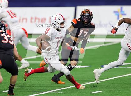 Thumbnail 2 in Aledo vs. Crosby (UIL Class 5A Division II Final) photogallery.