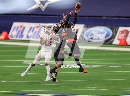Thumbnail 3 in Aledo vs. Crosby (UIL Class 5A Division II Final) photogallery.