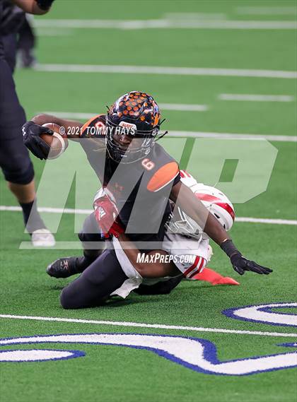 Thumbnail 2 in Aledo vs. Crosby (UIL Class 5A Division II Final) photogallery.
