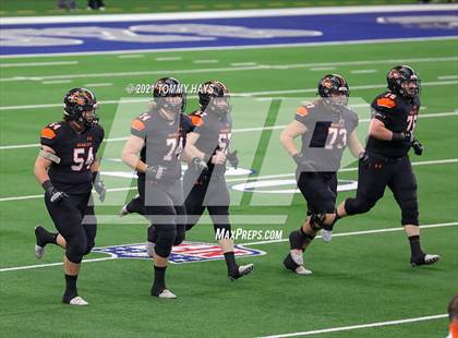 Thumbnail 2 in Aledo vs. Crosby (UIL Class 5A Division II Final) photogallery.