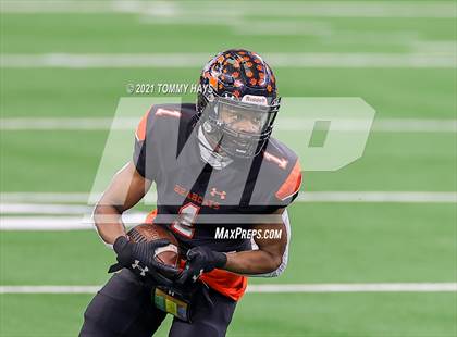 Thumbnail 2 in Aledo vs. Crosby (UIL Class 5A Division II Final) photogallery.
