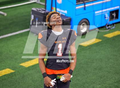 Thumbnail 2 in Aledo vs. Crosby (UIL Class 5A Division II Final) photogallery.