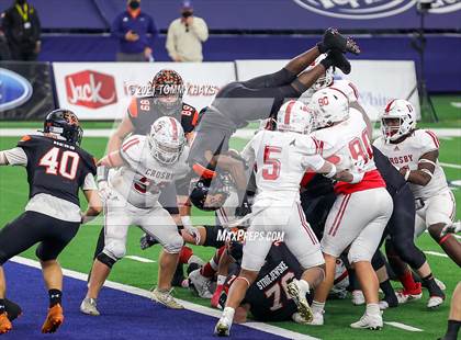 Thumbnail 3 in Aledo vs. Crosby (UIL Class 5A Division II Final) photogallery.