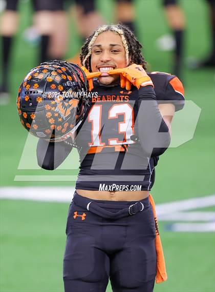 Thumbnail 1 in Aledo vs. Crosby (UIL Class 5A Division II Final) photogallery.