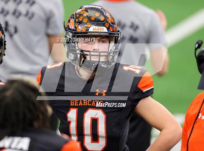 Thumbnail 2 in Aledo vs. Crosby (UIL Class 5A Division II Final) photogallery.