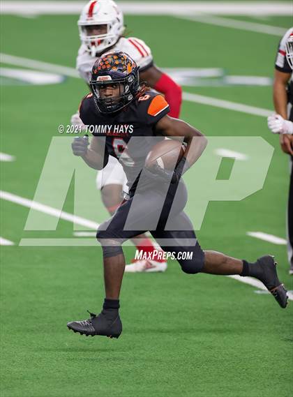 Thumbnail 3 in Aledo vs. Crosby (UIL Class 5A Division II Final) photogallery.