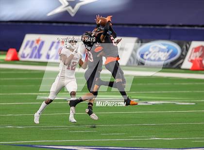 Thumbnail 1 in Aledo vs. Crosby (UIL Class 5A Division II Final) photogallery.