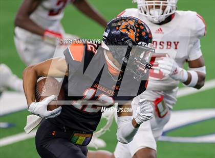 Thumbnail 3 in Aledo vs. Crosby (UIL Class 5A Division II Final) photogallery.
