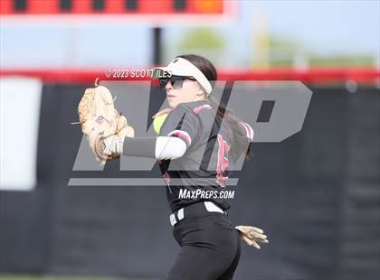 Thumbnail 3 in Logan Elm @ Fairfield Union photogallery.