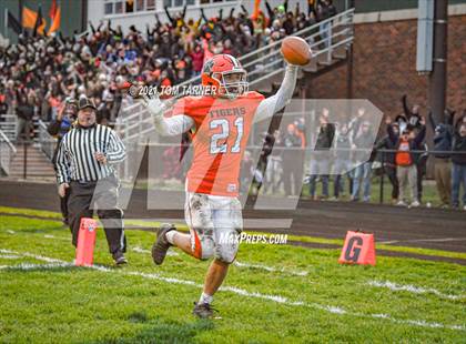 Thumbnail 3 in Reed-Custer @ Byron (IHSA 3A Quarterfinal Playoff) photogallery.