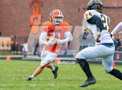 Thumbnail 3 in Reed-Custer @ Byron (IHSA 3A Quarterfinal Playoff) photogallery.