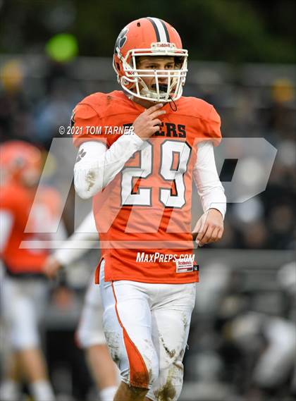Thumbnail 3 in Reed-Custer @ Byron (IHSA 3A Quarterfinal Playoff) photogallery.