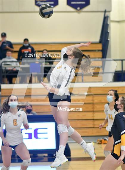 Thumbnail 2 in Davis @ Oak Ridge (CIF SJS D1 Playoffs) photogallery.
