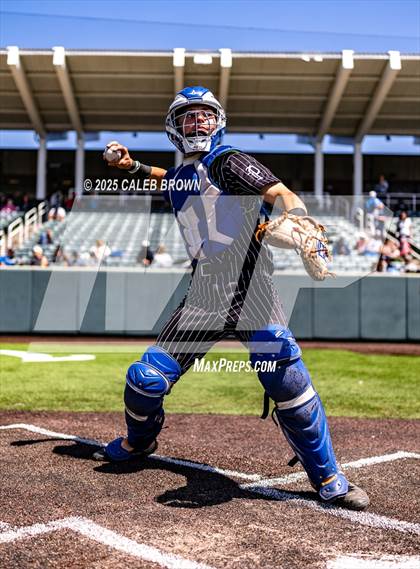 Thumbnail 2 in Pleasant Grove vs. Herriman (UHSAA 6A Breacket Play) photogallery.