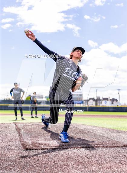Thumbnail 3 in Pleasant Grove vs. Herriman (UHSAA 6A Breacket Play) photogallery.