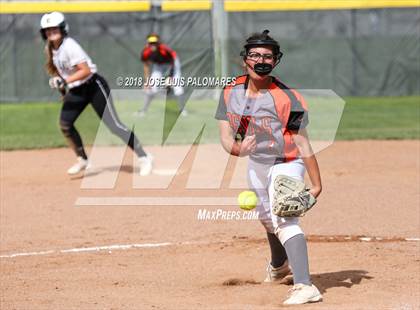 Thumbnail 3 in Apple Valley @ Hesperia photogallery.