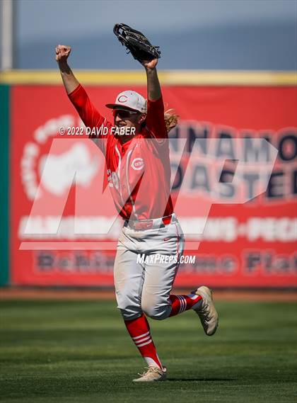 Thumbnail 3 in Central vs. Lancaster Catholic photogallery.