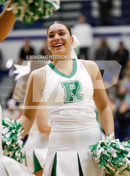 Thumbnail 1 in Ridgeline Cheer Squad photogallery.