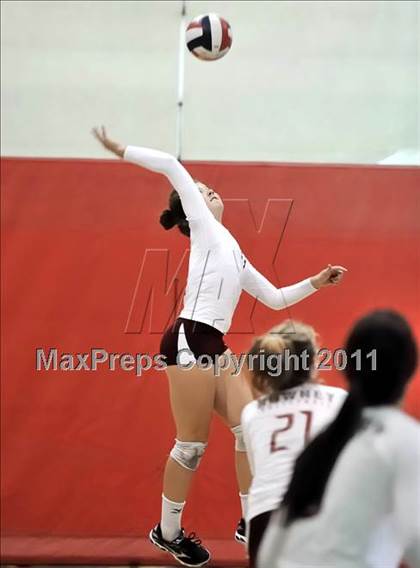 Thumbnail 2 in Cerritos vs Downey (Molten Classic) photogallery.