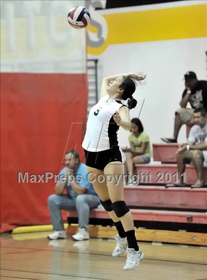 Thumbnail 2 in Cerritos vs Downey (Molten Classic) photogallery.