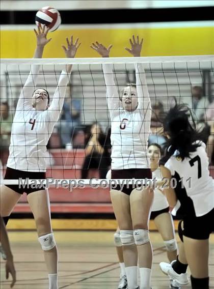 Thumbnail 3 in Cerritos vs Downey (Molten Classic) photogallery.