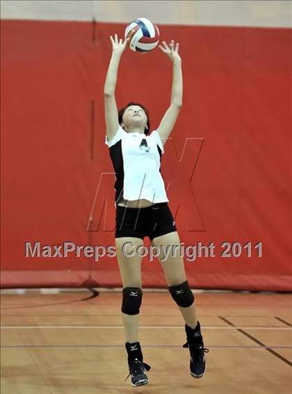 Thumbnail 1 in Cerritos vs Downey (Molten Classic) photogallery.