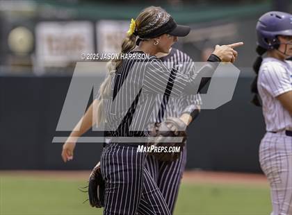 Thumbnail 1 in Kingwood vs. Forney (UIL Softball 6A D2 Final) photogallery.