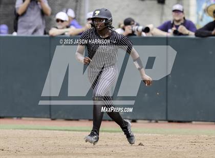 Thumbnail 1 in Kingwood vs. Forney (UIL Softball 6A D2 Final) photogallery.