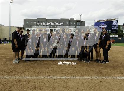 Thumbnail 2 in Kingwood vs. Forney (UIL Softball 6A D2 Final) photogallery.