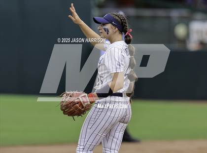 Thumbnail 2 in Kingwood vs. Forney (UIL Softball 6A D2 Final) photogallery.