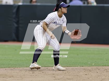 Thumbnail 3 in Kingwood vs. Forney (UIL Softball 6A D2 Final) photogallery.