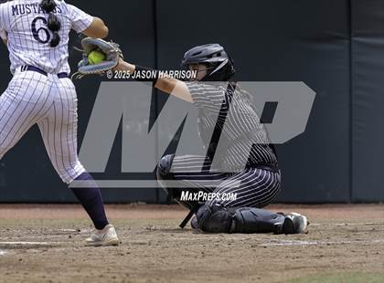 Thumbnail 3 in Kingwood vs. Forney (UIL Softball 6A D2 Final) photogallery.