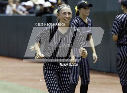 Thumbnail 2 in Kingwood vs. Forney (UIL Softball 6A D2 Final) photogallery.