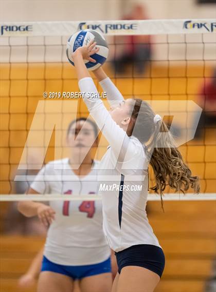 Thumbnail 3 in Folsom @ Oak Ridge photogallery.