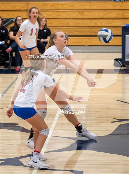 Thumbnail 3 in Folsom @ Oak Ridge photogallery.