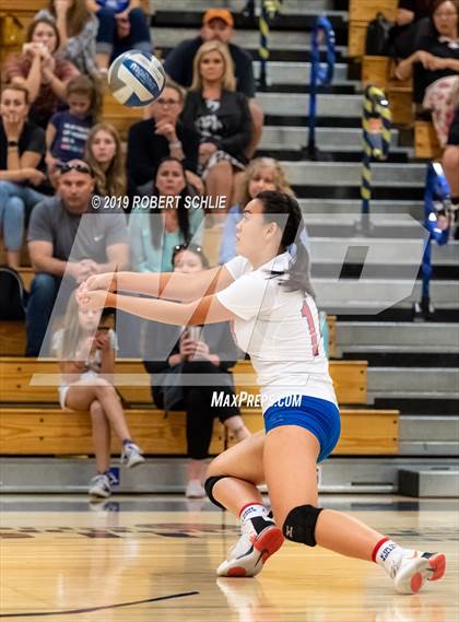 Thumbnail 2 in Folsom @ Oak Ridge photogallery.