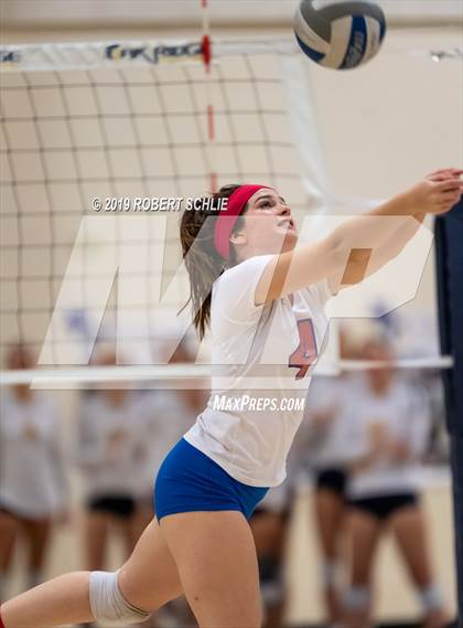 Thumbnail 3 in Folsom @ Oak Ridge photogallery.