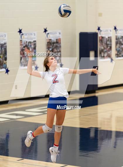 Thumbnail 3 in Folsom @ Oak Ridge photogallery.
