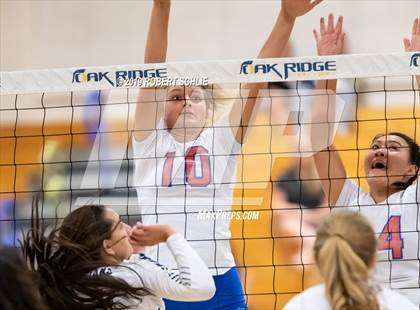 Thumbnail 2 in Folsom @ Oak Ridge photogallery.