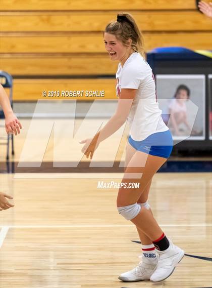Thumbnail 3 in Folsom @ Oak Ridge photogallery.