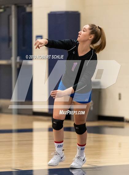Thumbnail 2 in Folsom @ Oak Ridge photogallery.