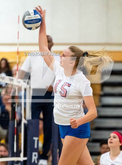 Thumbnail 1 in Folsom @ Oak Ridge photogallery.