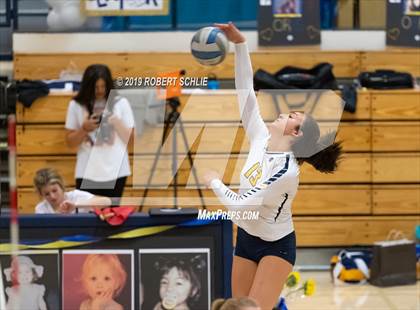 Thumbnail 2 in Folsom @ Oak Ridge photogallery.