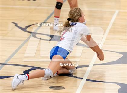 Thumbnail 2 in Folsom @ Oak Ridge photogallery.