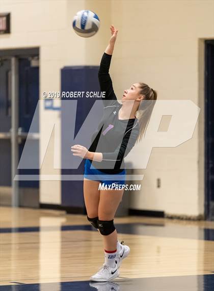 Thumbnail 1 in Folsom @ Oak Ridge photogallery.