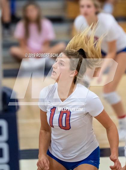 Thumbnail 3 in Folsom @ Oak Ridge photogallery.