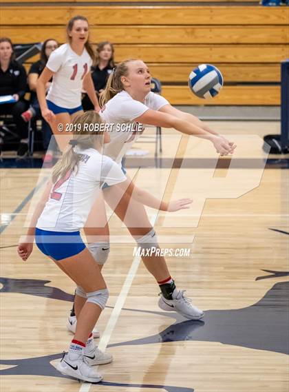 Thumbnail 1 in Folsom @ Oak Ridge photogallery.