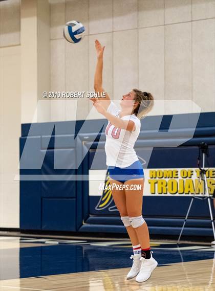 Thumbnail 1 in Folsom @ Oak Ridge photogallery.