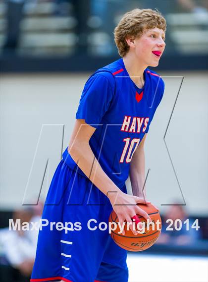 Thumbnail 2 in Hays vs. Miller (UIL 4A Regional Semifinal) photogallery.